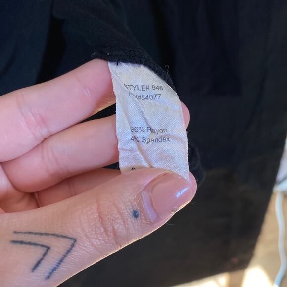 Cabi Womens Blouse Black Long Sleeve Ruched Wrapped Round Neck Stretch M - Picture 5 of 11